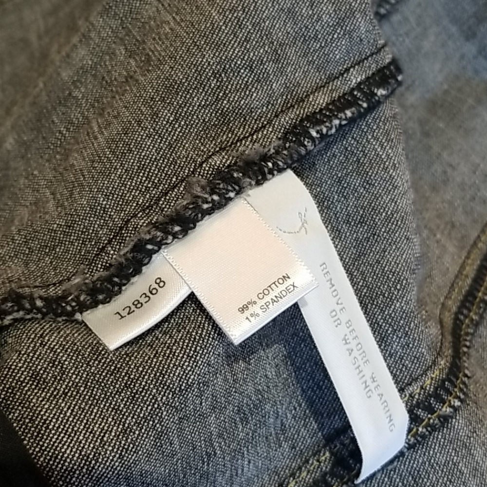 Loft Denim Jacket, Size 4 - Picture 9 of 9